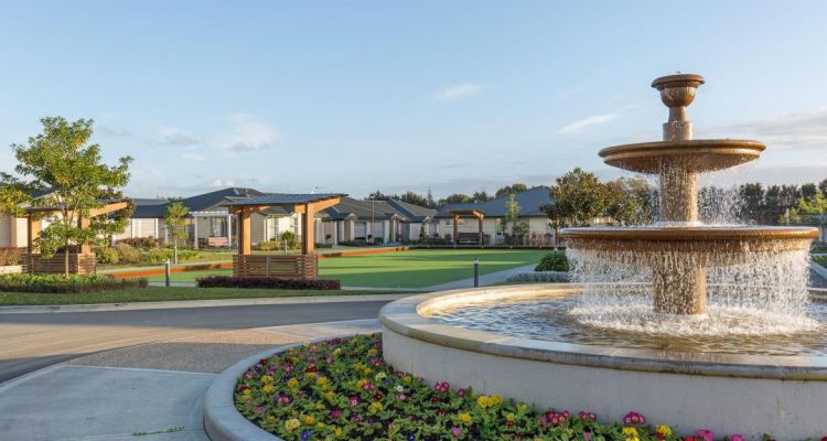 Bowls Green & Fountain