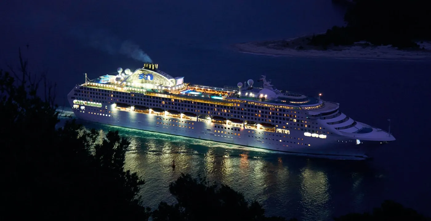 12 Tips for Older Couples on Cruise Ships