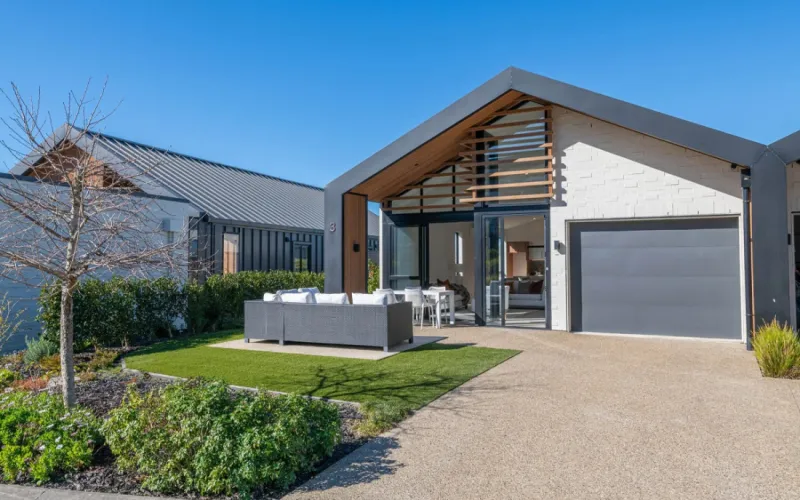 Easy Villa Living at Country Club Huapai
